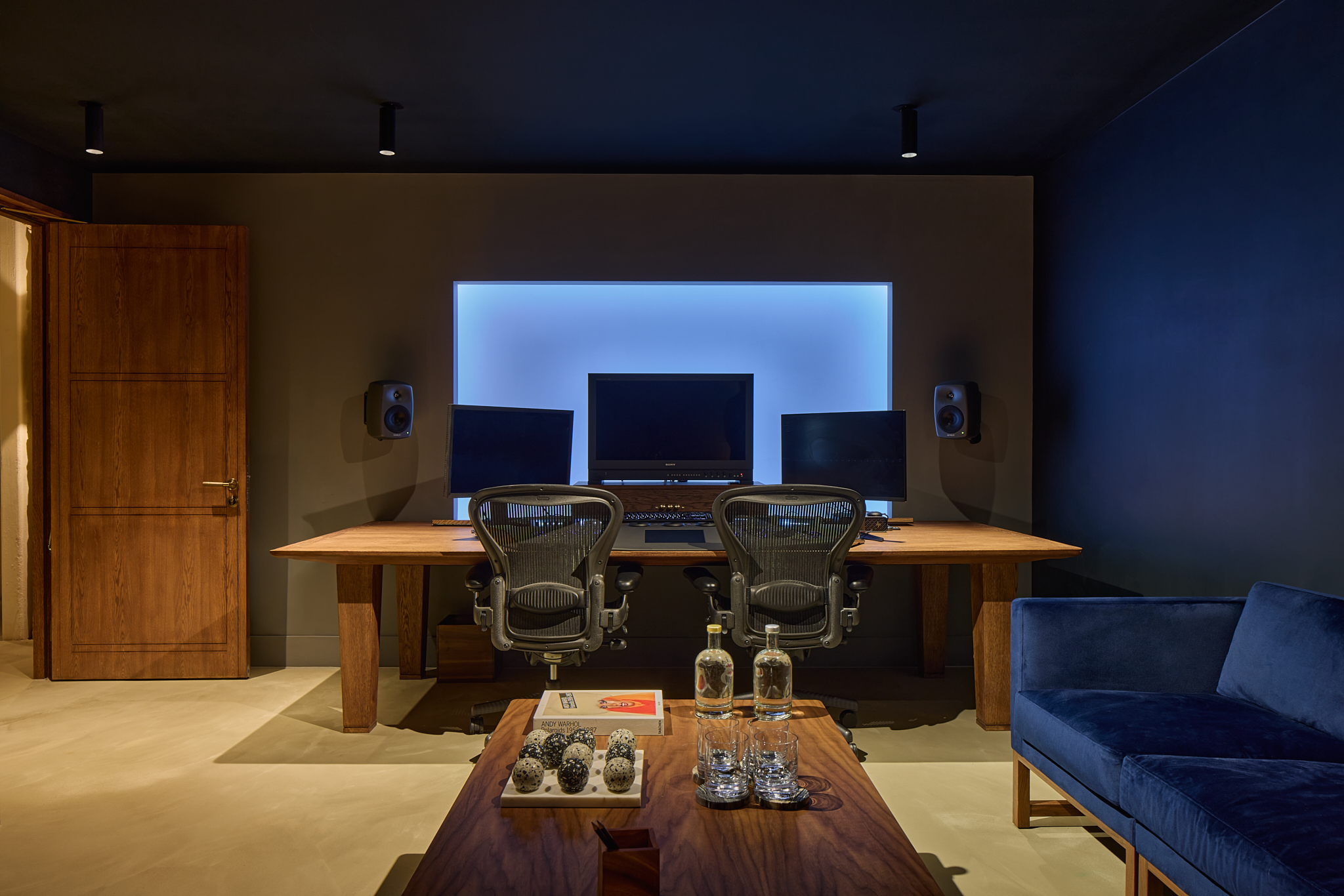 mid grey resin office space