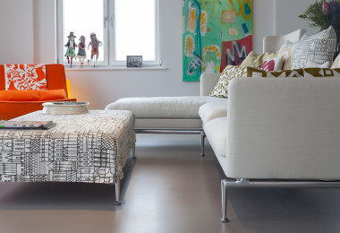 Neutral resin floors