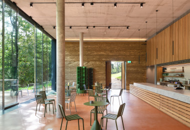 warm toned resin floor in a cafe