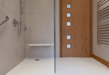 Wet room with Sphere8 resin floors and walls