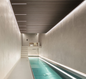 resin wall and floors in indoor swimming pool 