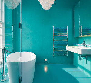 turquoise resin floor and wall for bathroom 