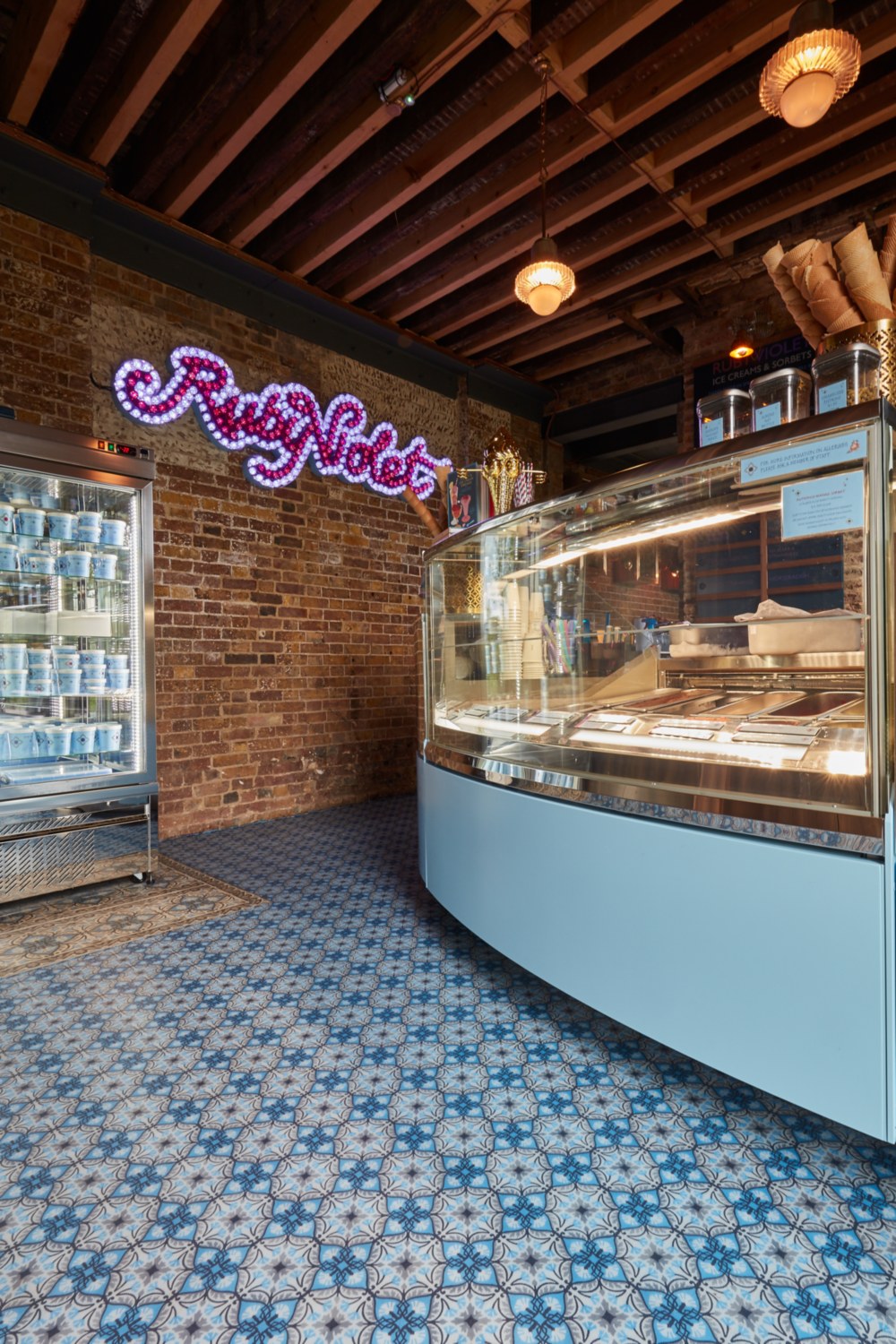 A patterned resin floor in an ice cream shop