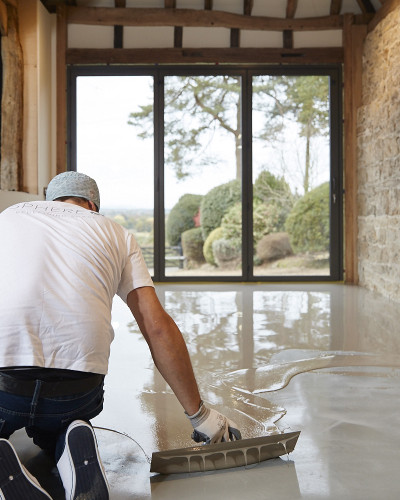 Motion resin flooring